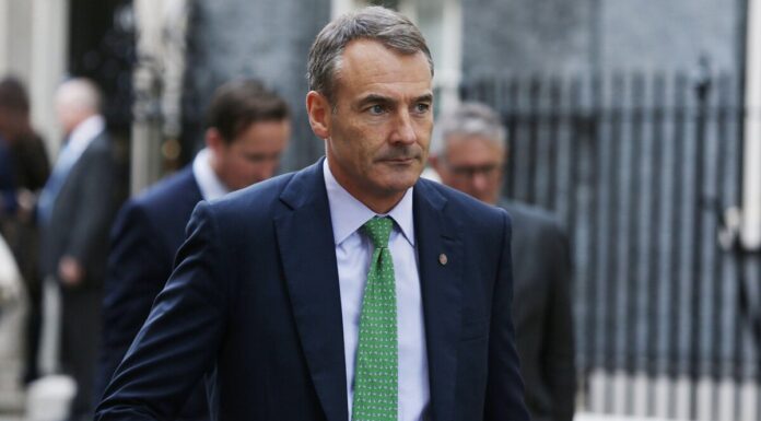 BP staff must disclose colleague relationships