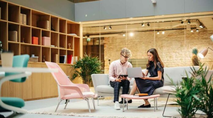 Should HR just let managers manage?