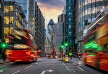 Increase UK executive pay to prevent ‘exodus’ to the US