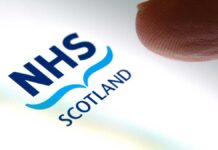 Thousands of NHS staff in Scotland accept pay offer