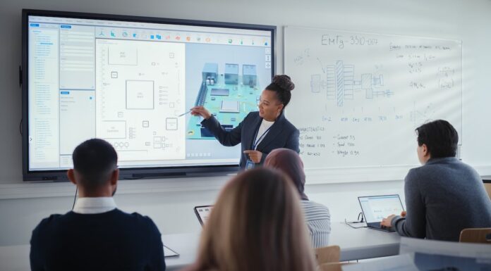 FE teachers’ pay a quarter less than elsewhere in education