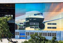 Boeing workers on strike reject 35% pay rise