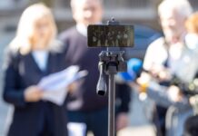 Whistleblowing and the risk of reputational damage