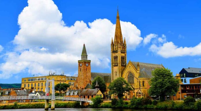 Payroll error: council in Scotland seeks to claw back £614,000