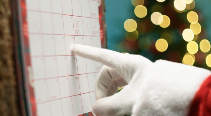 Christmas leave: should HR enforce a ‘Christmas shutdown’?