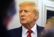 Federal employees offered 8 months’ pay to resign