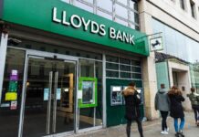 Lloyds scales back diversity targets for employee bonuses