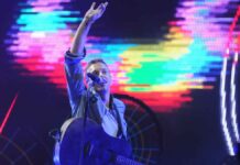 Coldplay couple: why should they lose their jobs?