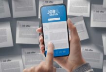 UK job vacancies fall to a 10-year low