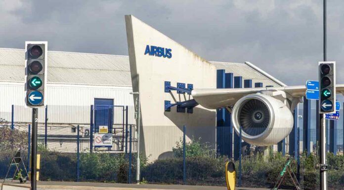 Airbus strikes postponed after new pay offer