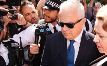 Top 10 HR questions August 2025: Conduct outside work