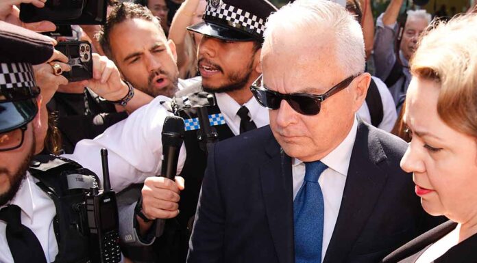 Top 10 HR questions August 2025: Conduct outside work