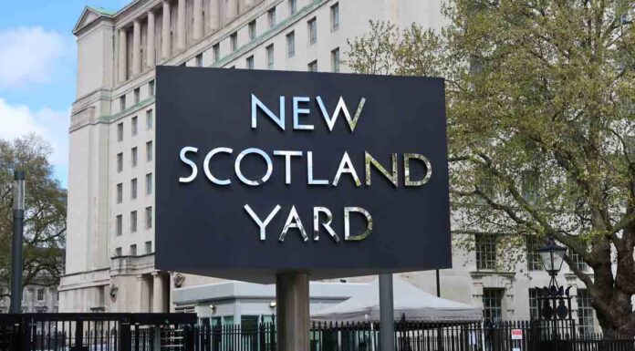 Met Police staff in strike ballot over London allowance