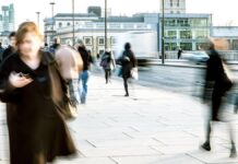 Employees more likely to be staying put and ‘job hugging’