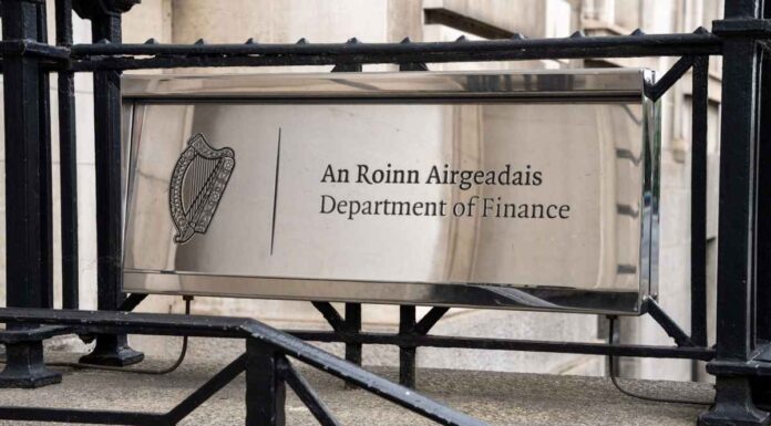 Ireland: National minimum wage to rise to €14.15 per hour