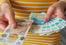 Public sector pushes pay awards above 3% for first time this year