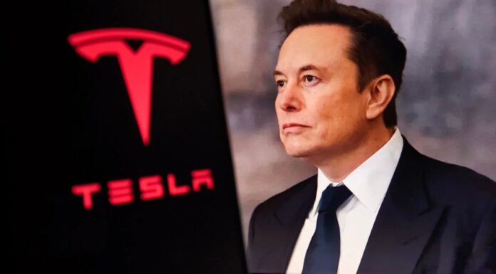 Musk gets $1tn pay package in historic award