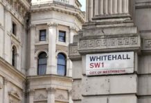 Civil servants urge ministers to act on Lords’ home working findings