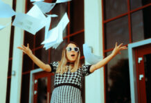 A quarter plan to quit their jobs next year – poll