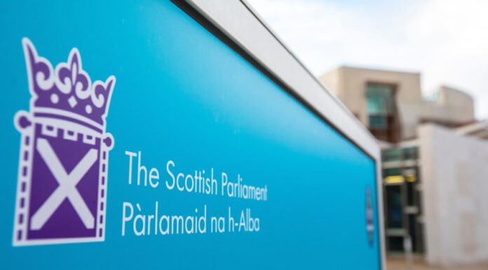 Scottish budget: tax changes benefit lower earners