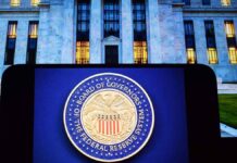 Jobs growth slows in USA