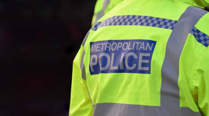 Met police officer sacked for running coffee business