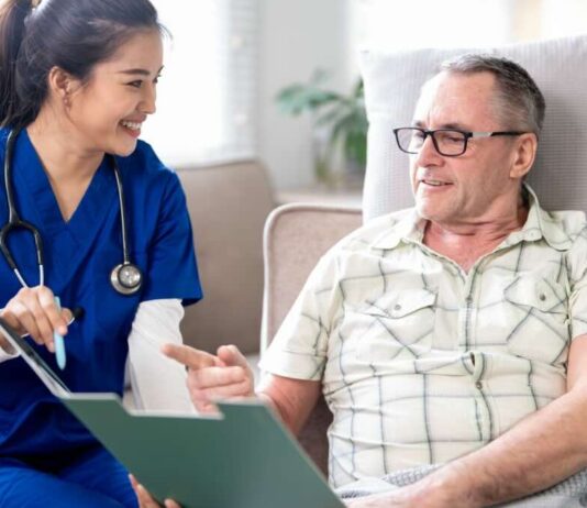 Overseas staff are vital to health of NHS, finds inquiry